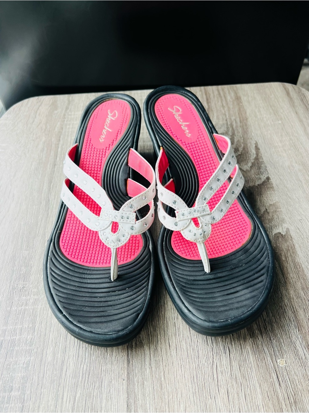 Skechers Black, Pink & White Rhinestone Thong Sandals